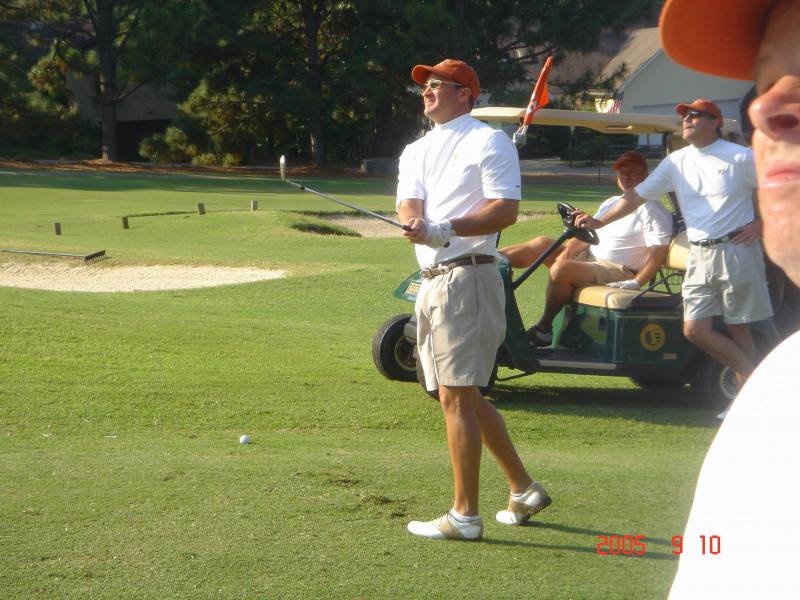 2005/09(Sept)/03(Pinehurst)/04(Round-3)/800x600_2005-09-10-17-Round3-Course5.JPG