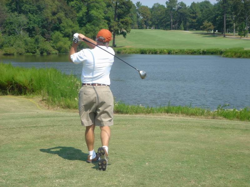 2005/09(Sept)/03(Pinehurst)/04(Round-3)/800x600_2005-09-10-53-Round3-Course5.JPG