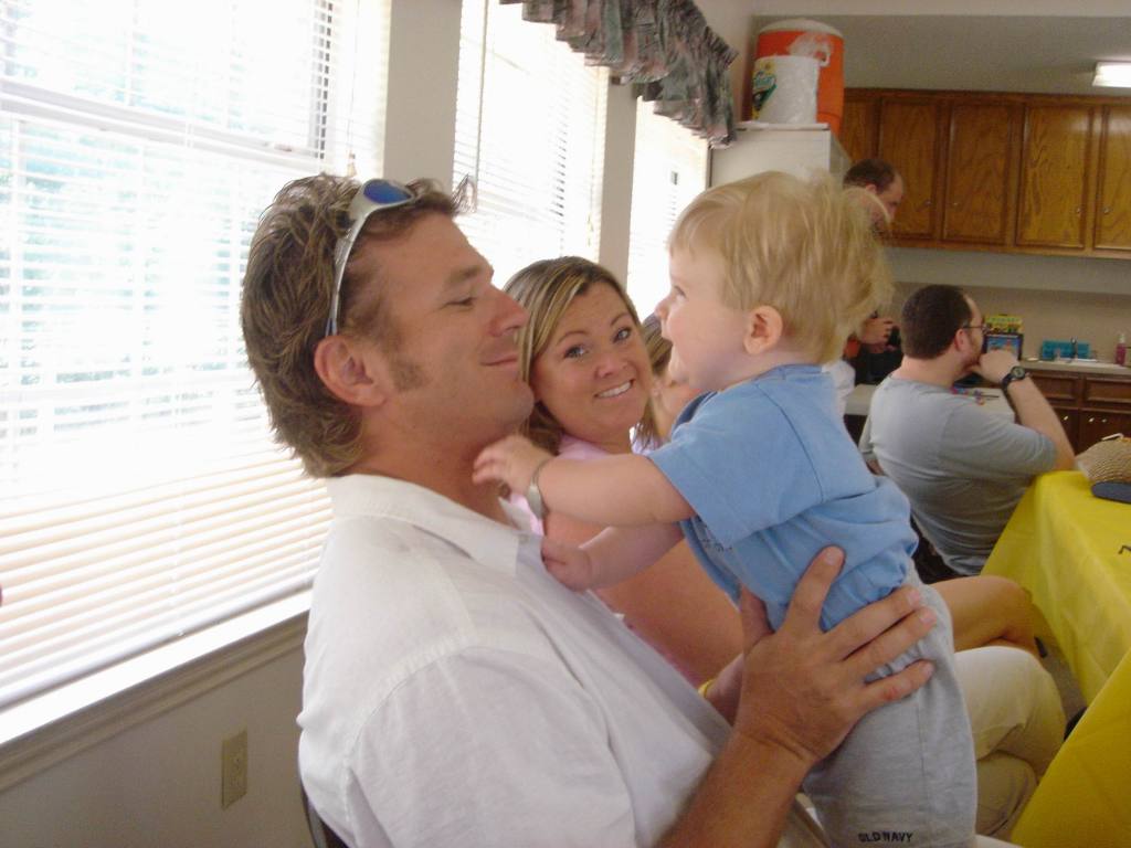 2005/10(Oct)/01(Chance-6thBD)/1024x768_2005-10-02-Chance-6thBD-Magic-12.JPG