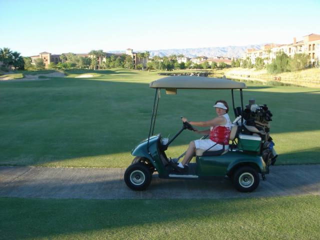 2005/10(Oct)/02(Golf-Palm-Desert)/640x480_2005-10-06-10-Indian-Springs.JPG