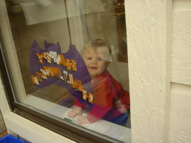 2005/10(Oct)/03(Ian)/640x480_2005-10-28-08-Ian-7-months.JPG