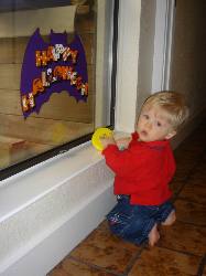 2005-10-28-14-Ian-7-months.JPG