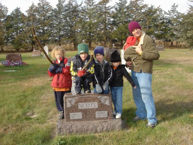 2005/11(Nov)/02(Dodd-Farm)/640x480_2005-11-05-14-Farm.JPG