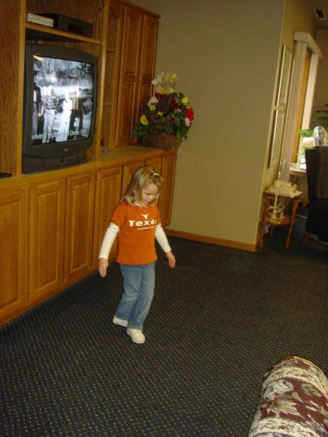 2005/11(Nov)/03(Gramphi-Birthday)/640x480_2005-11-05-07-90thBD-Gramphi.JPG