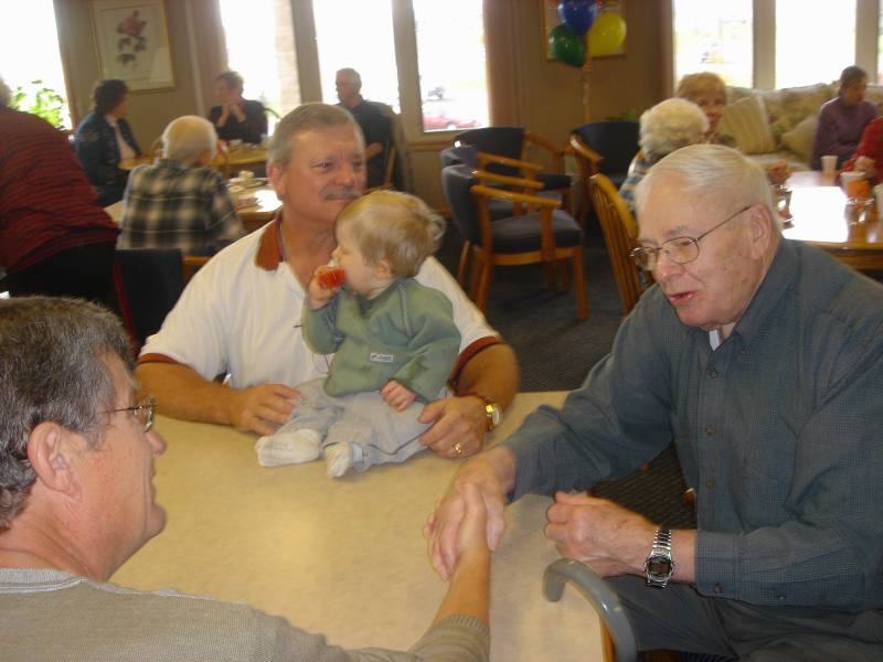 2005-11-05-01-90thBD-Gramphi.JPG