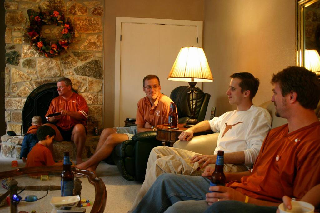 2005/11(Nov)/05(Family-Thanksgiving)/1024x768_2005-11-25-Thanksgiving-04.JPG