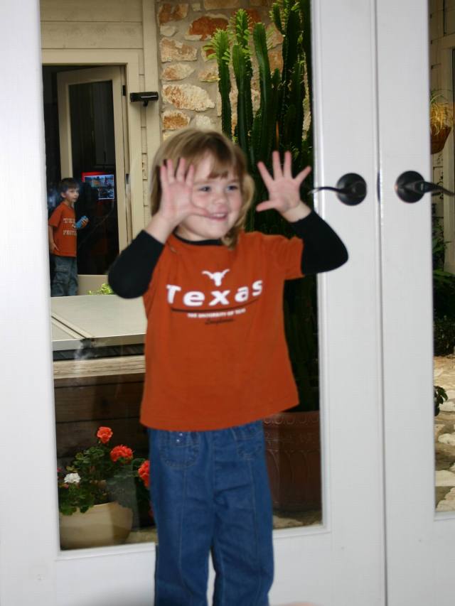 2005/11(Nov)/05(Family-Thanksgiving)/640x480_2005-11-25-Thanksgiving-10.JPG
