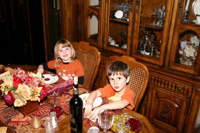 2005/11(Nov)/05(Family-Thanksgiving)/640x480_2005-11-25-Thanksgiving-19.JPG