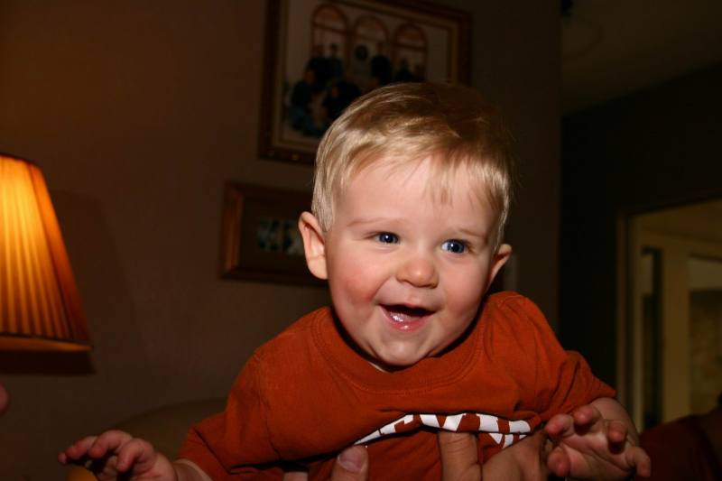 2005/11(Nov)/05(Family-Thanksgiving)/800x600_2005-11-25-Thanksgiving-15.JPG