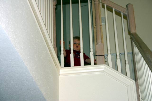 2005/12(Dec)/04(Christmas-Day-Josh)/640x480_2005-12-25-Christmas-Day-04.JPG