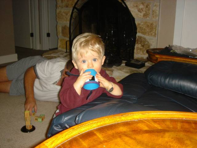 2006/01(Jan)/01(Misc)/640x480_2006-01-06-05-Ian.JPG