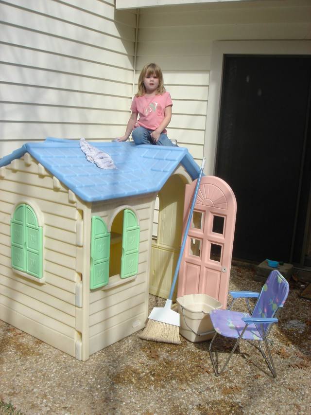 2006/01(Jan)/01(Misc)/640x480_2006-01-20-08-Kyla-Ian.JPG
