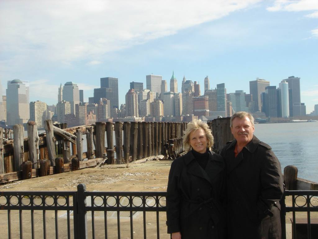 2006/01(Jan)/04(NYC)/1024x768_2006-01-28-03-Statue-Liberty-tour.JPG
