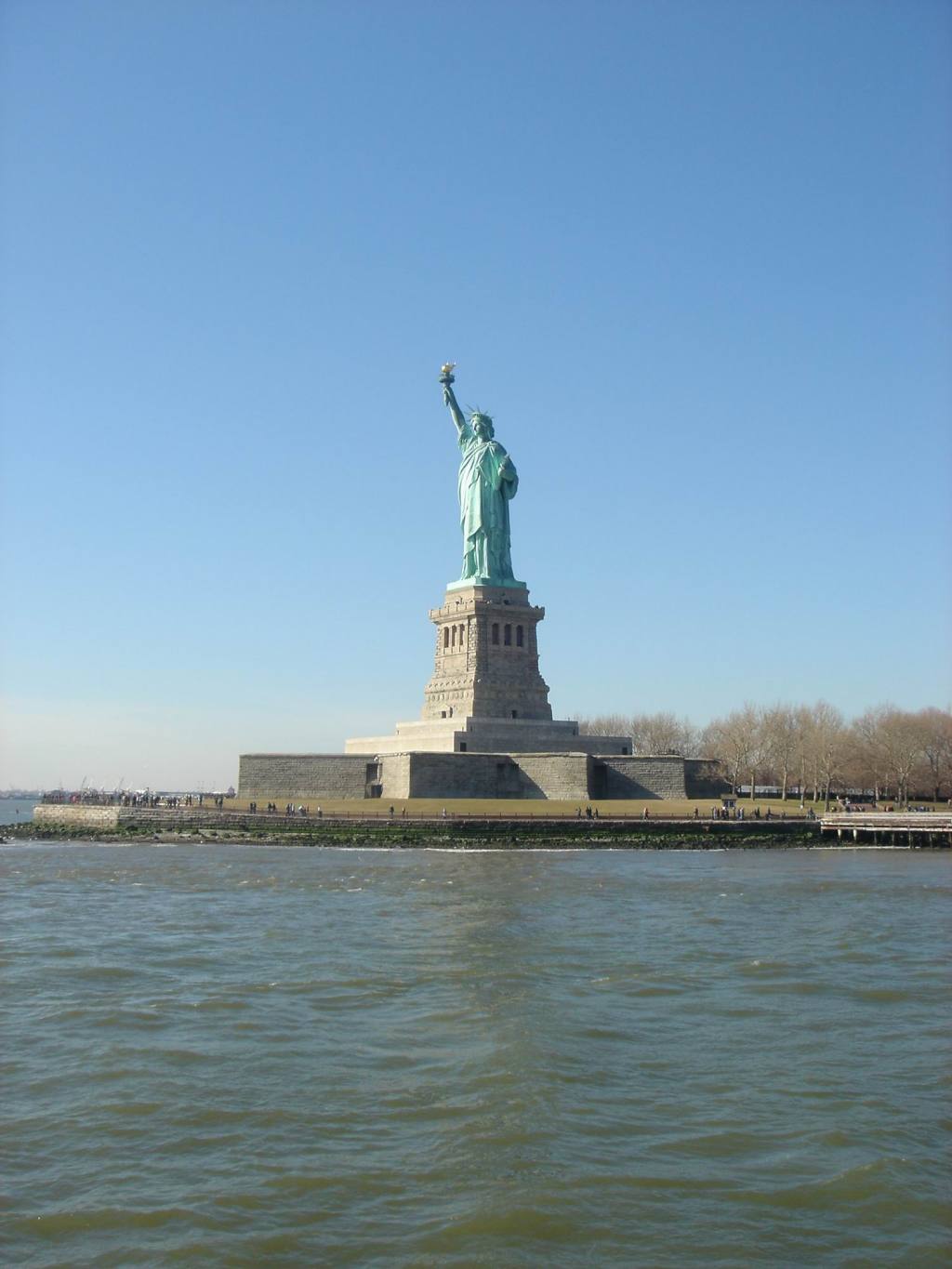 2006-01-28-09-Statue-Liberty-tour.JPG