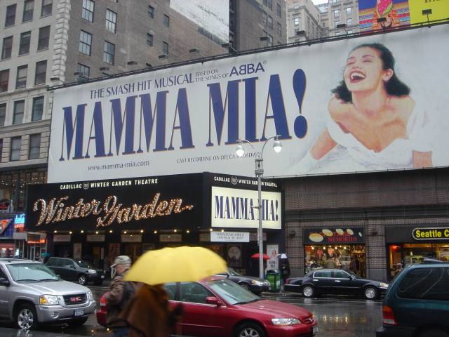 2006/01(Jan)/04(NYC)/640x480_2006-01-27-14-Broadway-Show.JPG