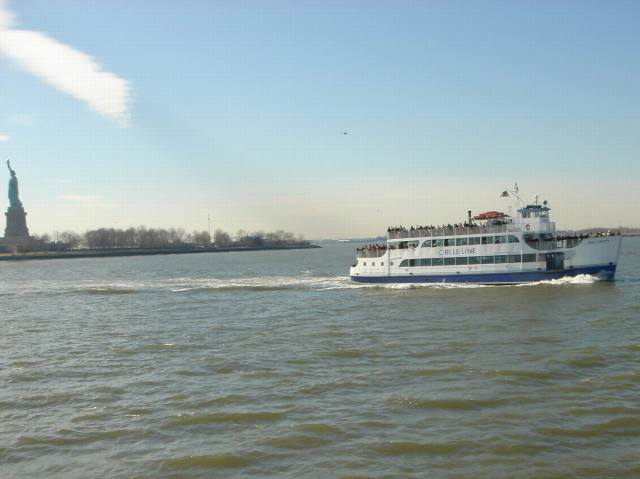 2006-01-28-07-Statue-Liberty-tour.JPG
