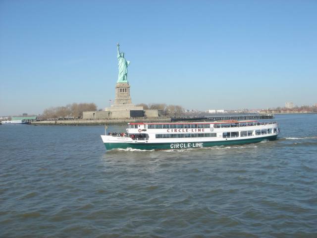 2006-01-28-18-Statue-Liberty-tour.JPG