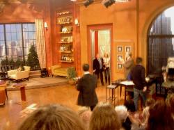 2006-01-30-03-RegisKellyLive.JPG