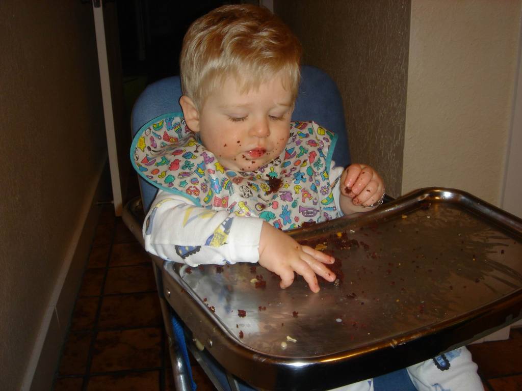 2006-02-10-Babysitting-Kylas4thBD-06.JPG