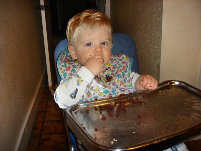 2006-02-10-Babysitting-Kylas4thBD-07.JPG