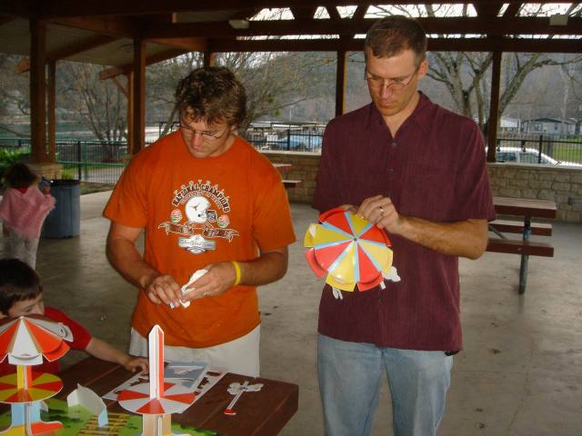 2006/03(Mar)/02(Vale-Kyla-Party)/640x480_2006-03-03-02.JPG