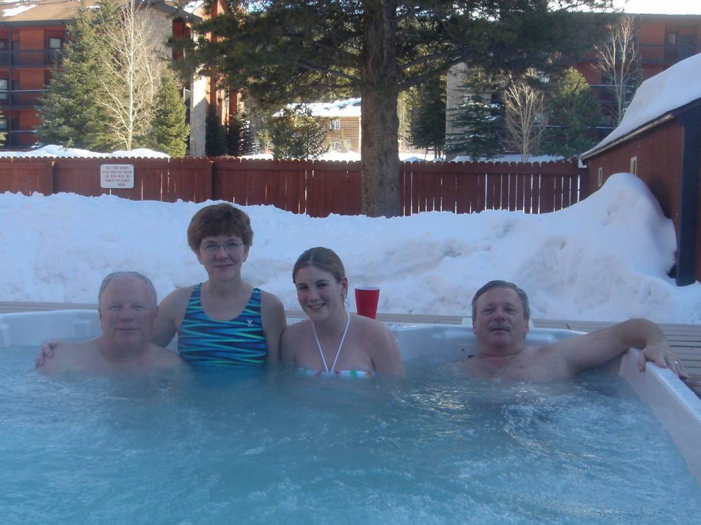 2006-03-14-15-hot-tub-Frisco.jpg