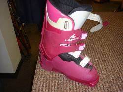2006-03-12-04-Exploded-Ski-Boot.jpg