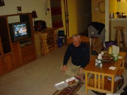 2006-03-17-03-Eating-Leftovers.JPG