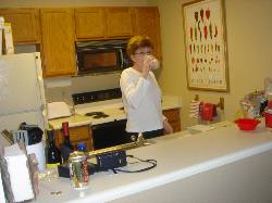 2006-03-17-04-Eating-Leftovers.JPG