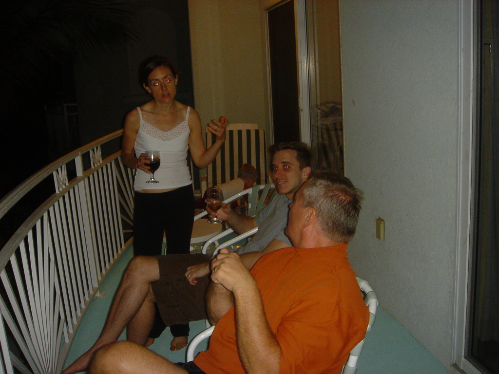 2006-05-20-12-Deck-OysterBayResort-First-Night.jpg
