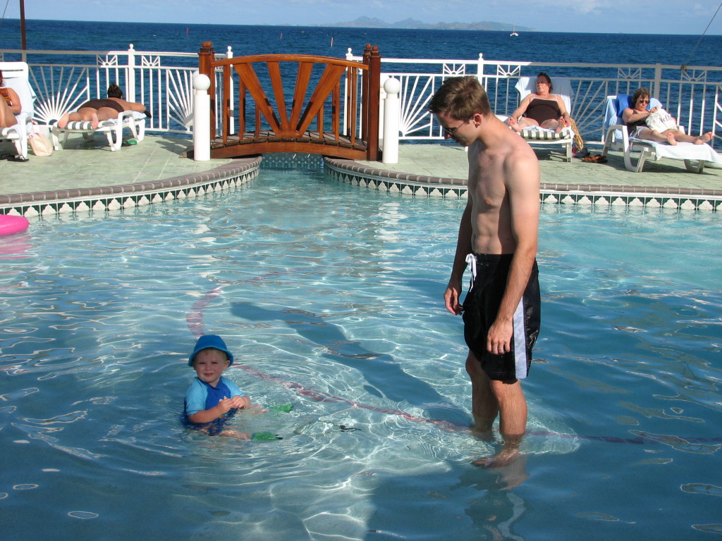 2006/05(May)/02(StMaarten)/1024x768_2006-05-26-17-Pool.jpg