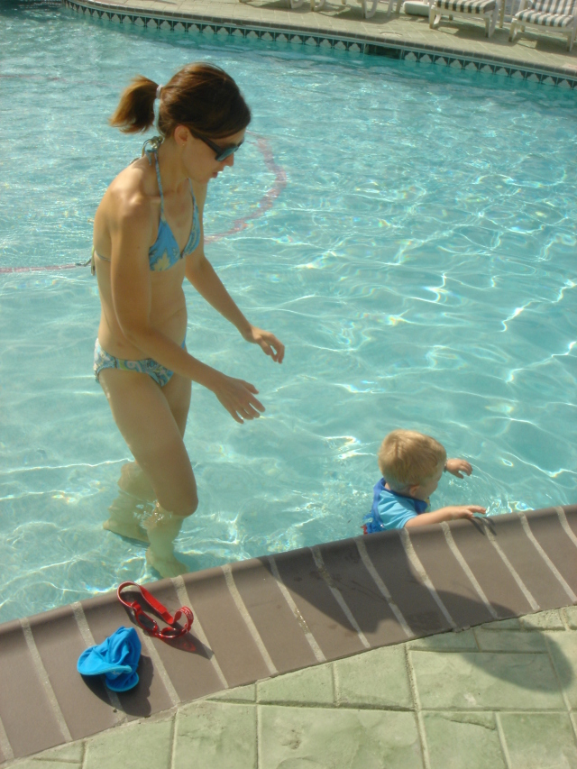2006/05(May)/02(StMaarten)/640x480_2006-05-21-06-Pool.jpg