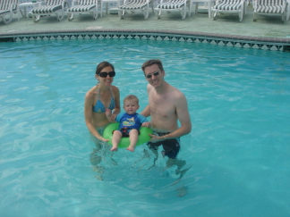 2006-05-21-08-Pool.jpg
