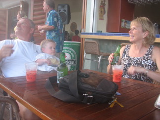 2006-05-22-05-Dinner-Music-Beau-Beaus.jpg
