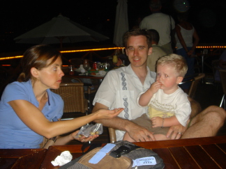 2006-05-22-29-Dinner-Music-Beau-Beaus.jpg