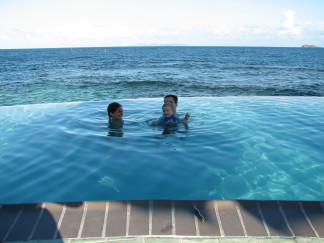 2006-05-26-30-Pool.jpg