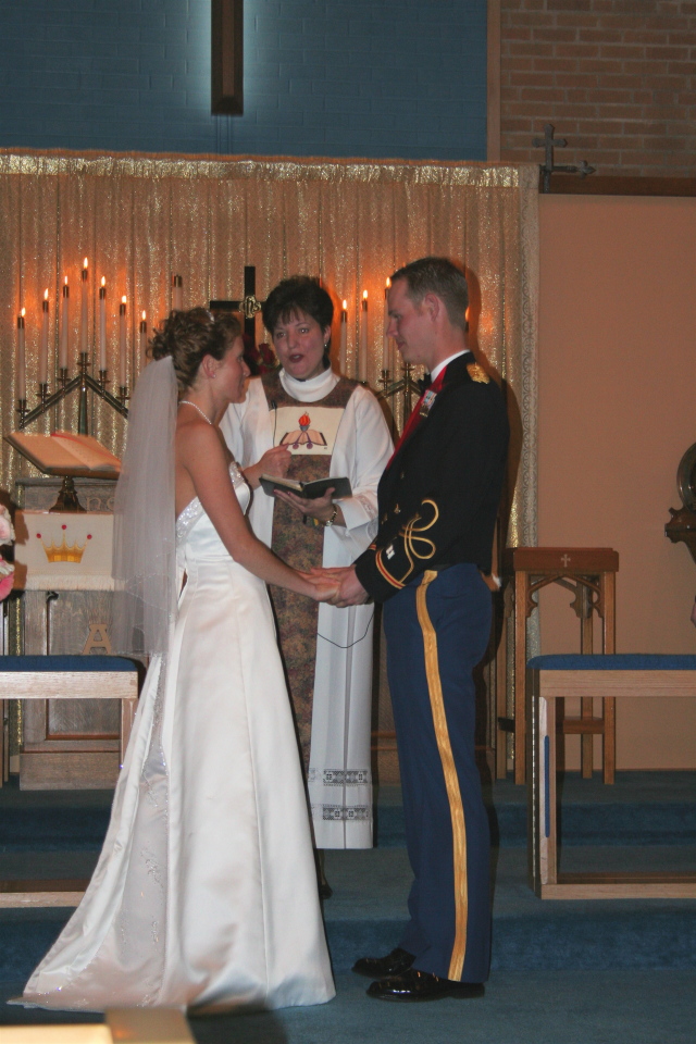 2007/01(Jan)/02(Wedding)/640x480_2007-01-06-Kara-Andy-Wedding-06.JPG
