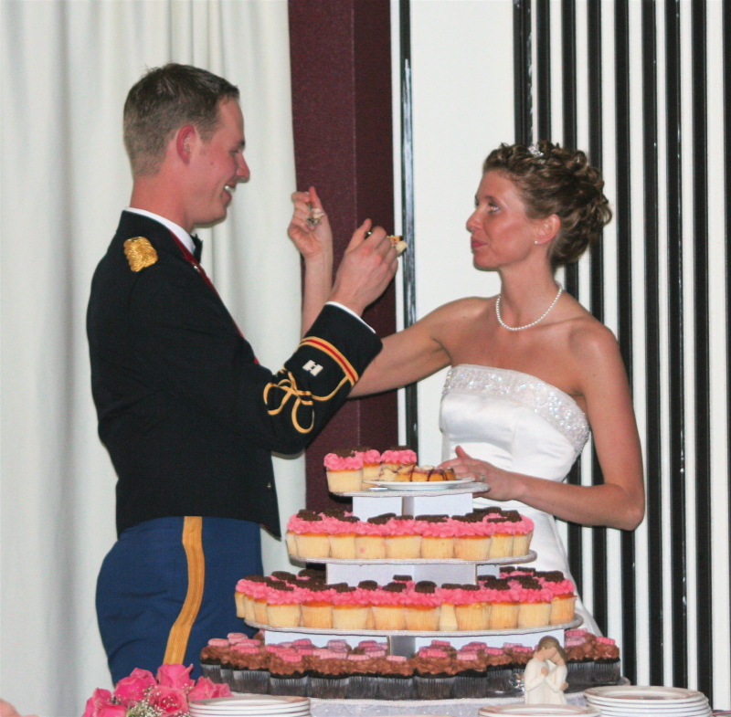 2007/01(Jan)/02(Wedding)/800x600_2007-01-06-Kara-Andy-Wedding-12.JPG