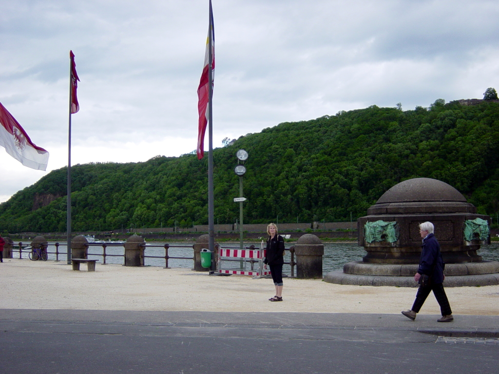 2007/04(April-May-Germany-Italy-Scotland)/01(Koblenz)/1024x768_2007-05-11-13-Koblenz.JPG