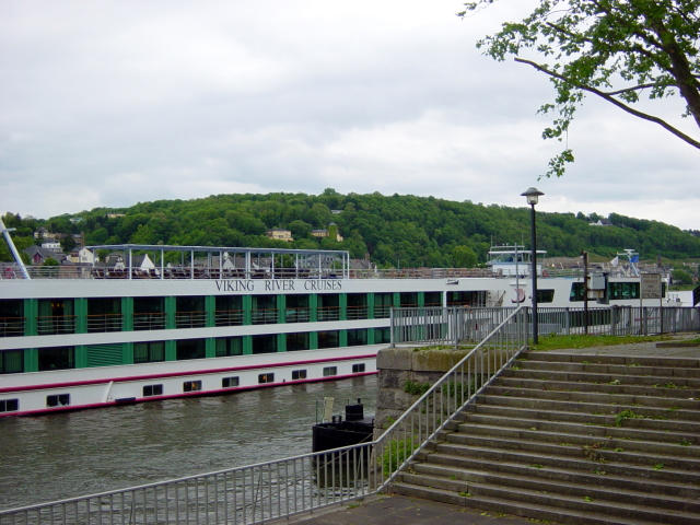 2007/04(April-May-Germany-Italy-Scotland)/01(Koblenz)/640x480_2007-05-11-11-Koblenz.JPG