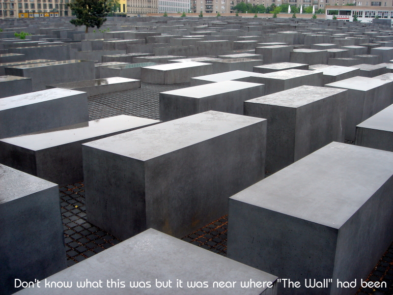 2007/04(April-May-Germany-Italy-Scotland)/03(Berlin-DayTrip)/800x600_2007-05-07-27-Berlin-Day-Trip.JPG