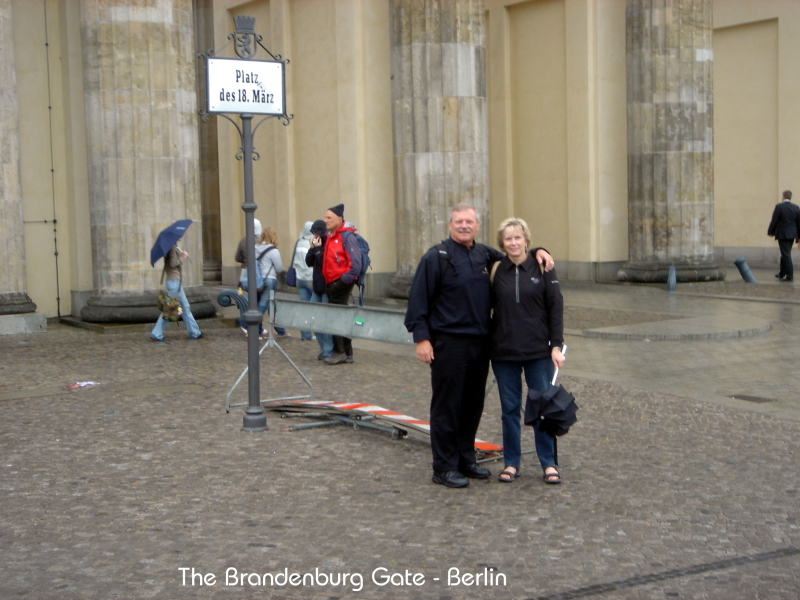 2007/04(April-May-Germany-Italy-Scotland)/03(Berlin-DayTrip)/800x600_2007-05-07-29-Berlin-Day-Trip.JPG