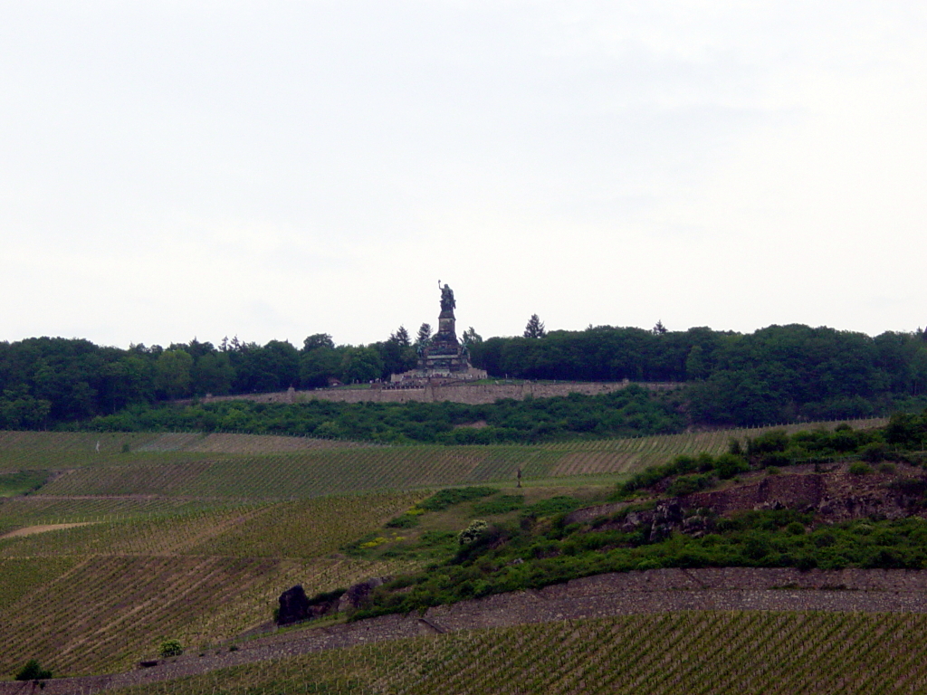 2007/04(April-May-Germany-Italy-Scotland)/06(Rudesheim)/1024x768_2007-05-05-24.JPG