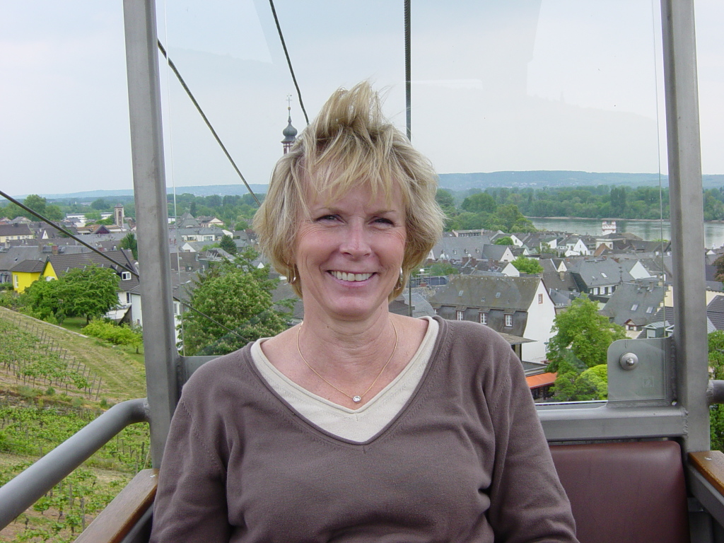 2007/04(April-May-Germany-Italy-Scotland)/06(Rudesheim)/1024x768_2007-05-05-58.JPG