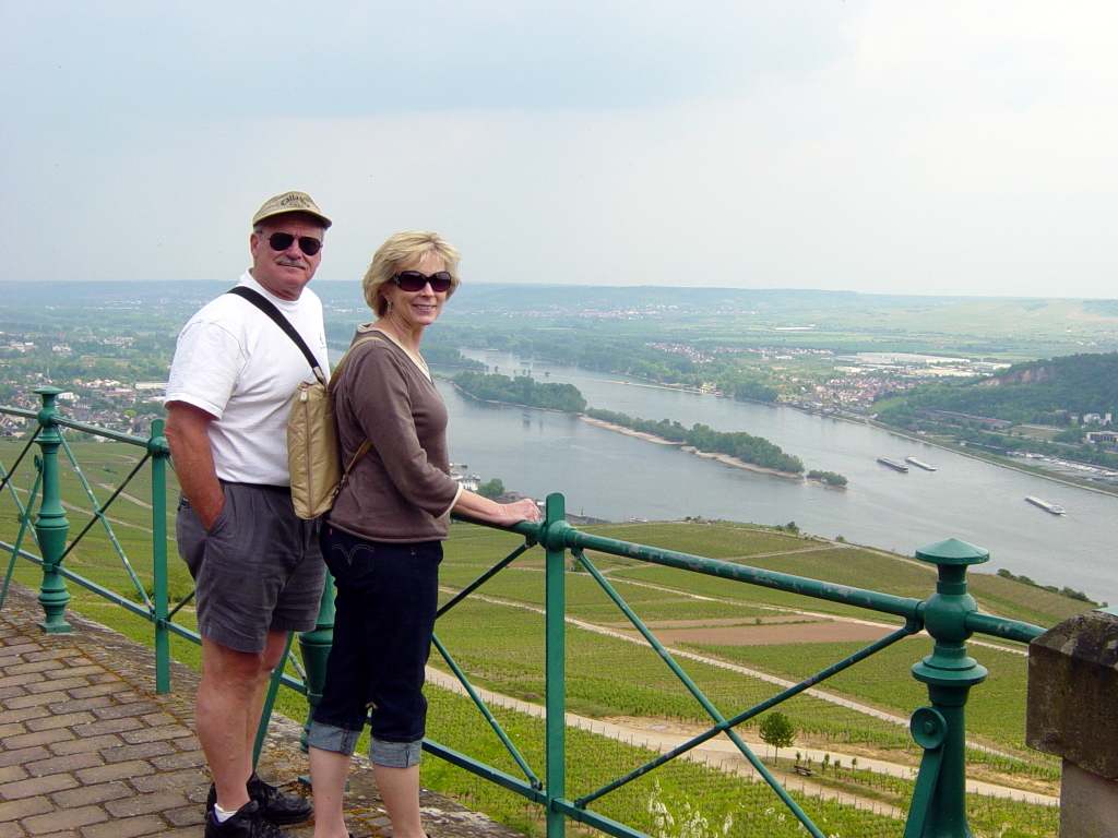 2007/04(April-May-Germany-Italy-Scotland)/06(Rudesheim)/1024x768_2007-05-05-83.JPG