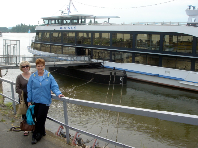 2007/04(April-May-Germany-Italy-Scotland)/06(Rudesheim)/2007-05-05-00.JPG
