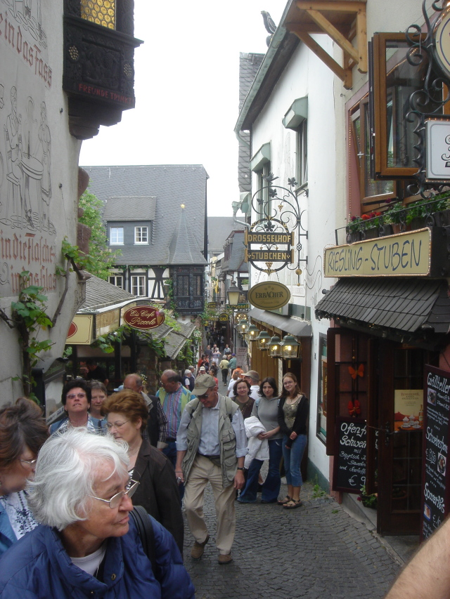 2007/04(April-May-Germany-Italy-Scotland)/06(Rudesheim)/640x480_2007-05-05-06.JPG