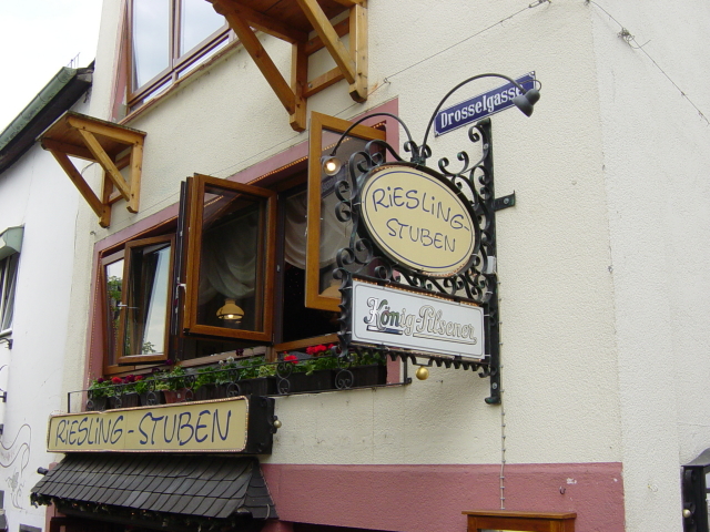 2007/04(April-May-Germany-Italy-Scotland)/06(Rudesheim)/640x480_2007-05-05-09.JPG
