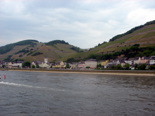 2007/04(April-May-Germany-Italy-Scotland)/06(Rudesheim)/640x480_2007-05-05-34.JPG
