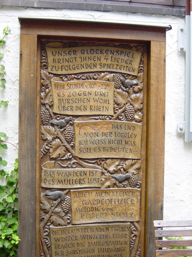 2007/04(April-May-Germany-Italy-Scotland)/06(Rudesheim)/640x480_2007-05-05-45.JPG